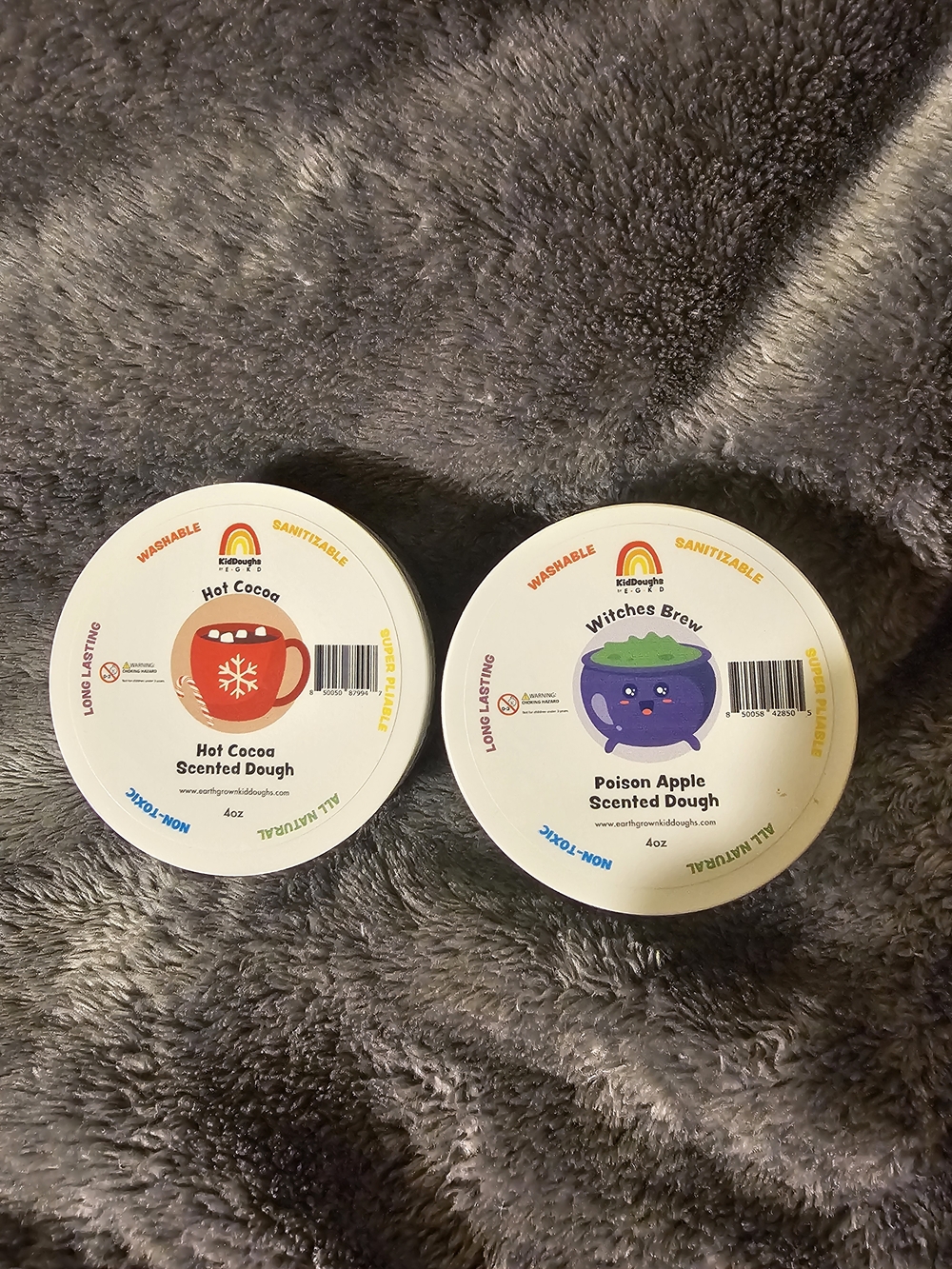 EGKD Brand Hot Cocoa & Poison Apple Scented Dough Set (Sealed)